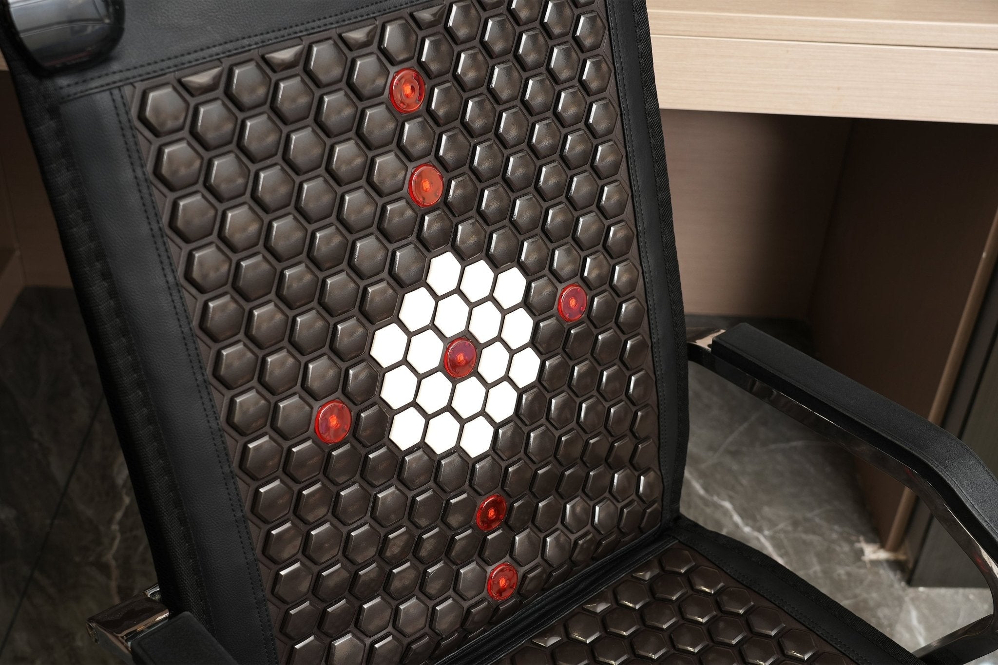 2er - Set MultiSpa® Sitzmatte Black VIP + Frequenzgurt gratis